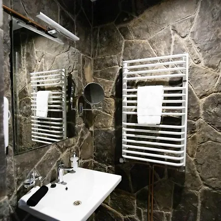 Chevalier Panorama Hostel