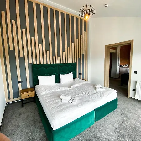 Hostel Chevalier Panorama *