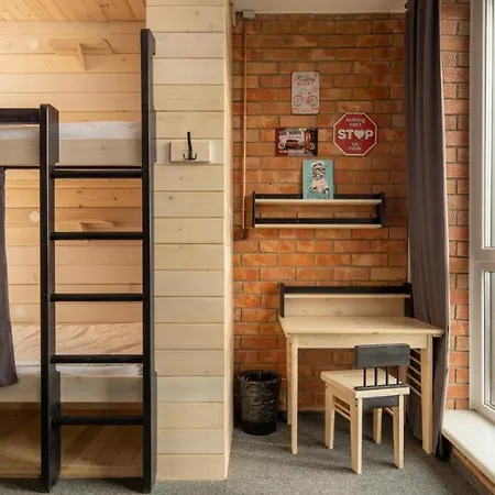 Chevalier Panorama 호스텔 *