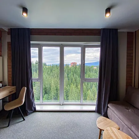 Chevalier Panorama 야블루니츠야